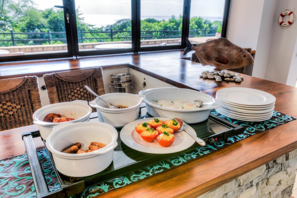 Relax Inn Ballito Bagian luar foto