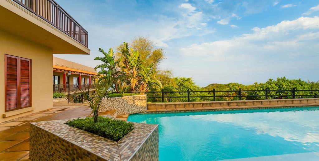 Relax Inn Ballito Bagian luar foto