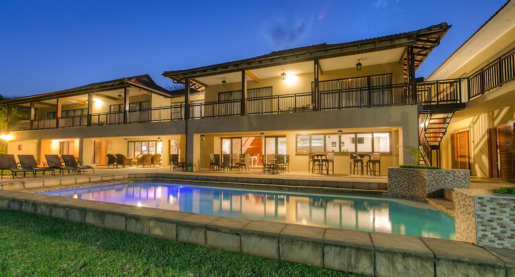Relax Inn Ballito Bagian luar foto